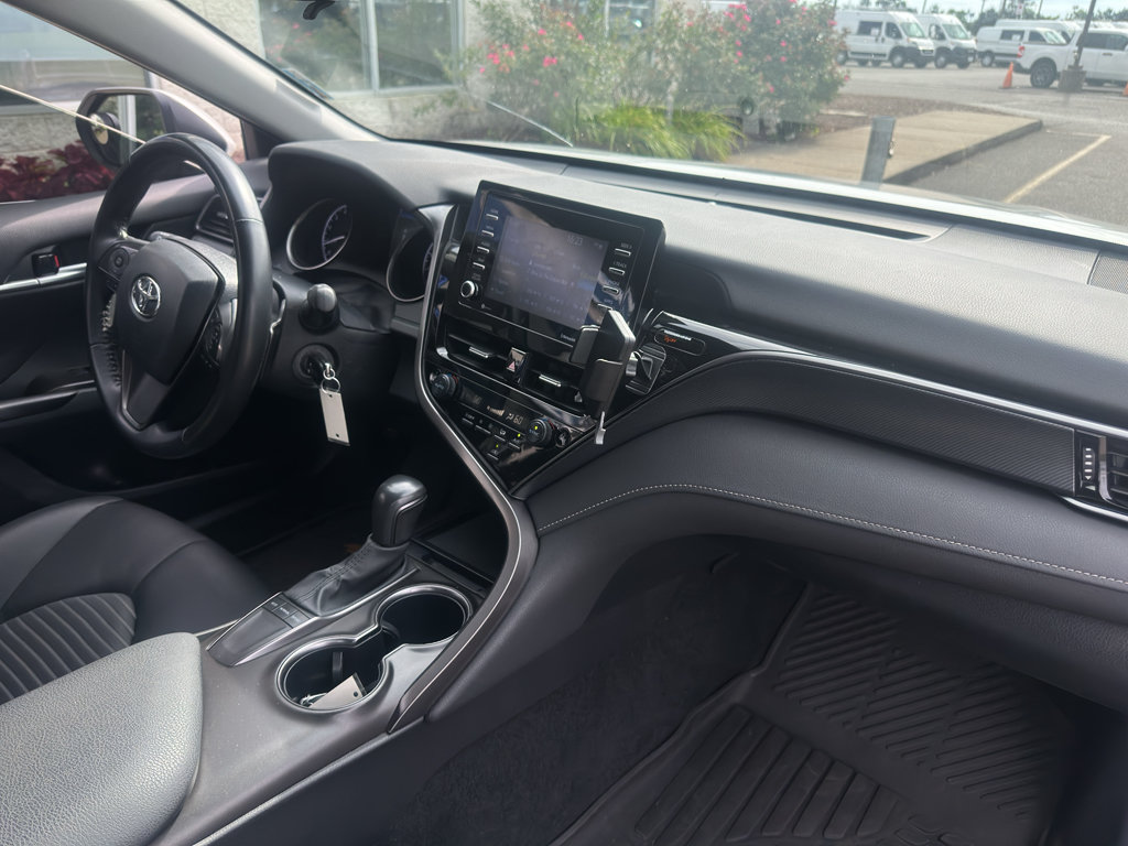 Used 2024 Toyota Camry SE FWD image 12