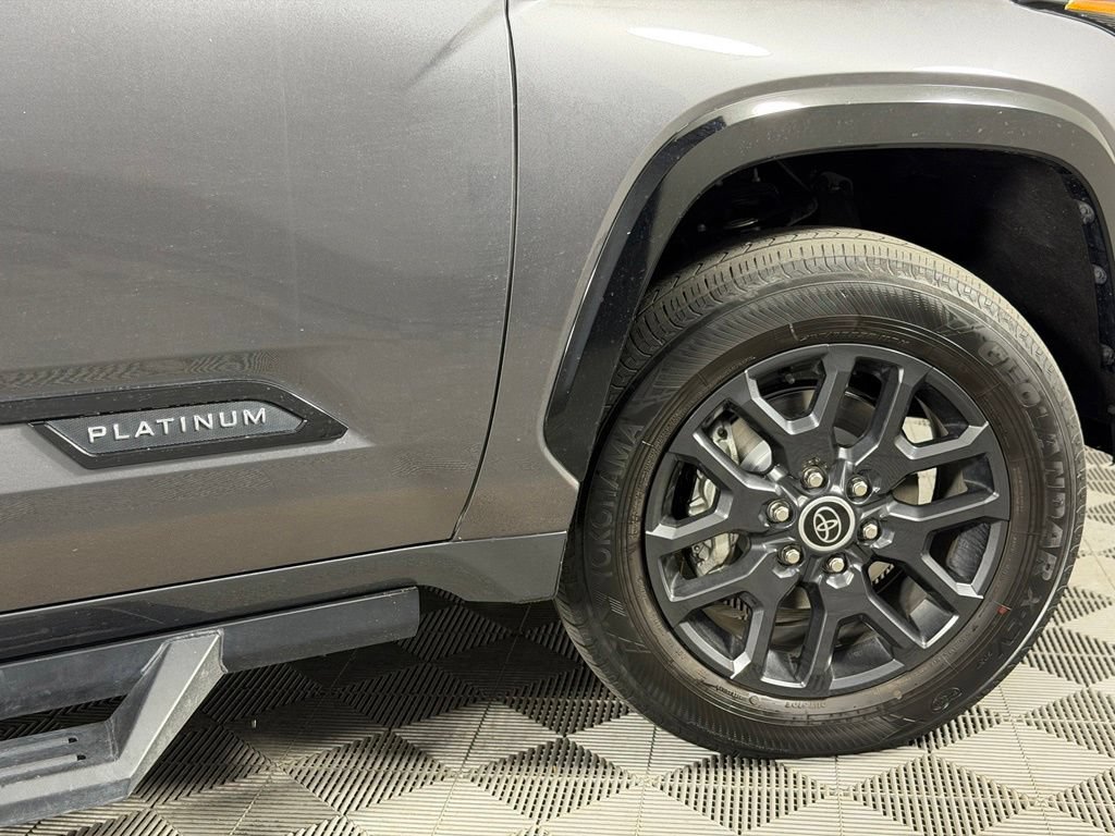 Used 2023 Toyota Tundra Platinum AWD/4WD image 5