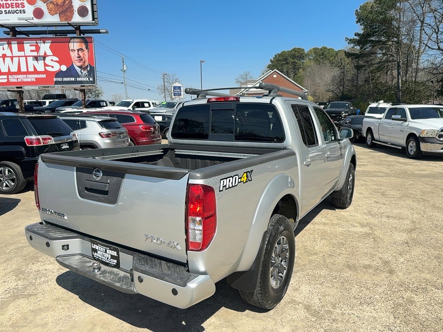 Used 2017 Nissan Frontier PRO-4X w/ Pro-4x Luxury Package AWD/4WD image 5