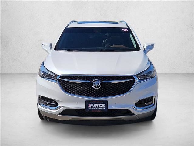 Used 2018 Buick Enclave Avenir w/ Avenir Technology Package AWD/4WD image 2