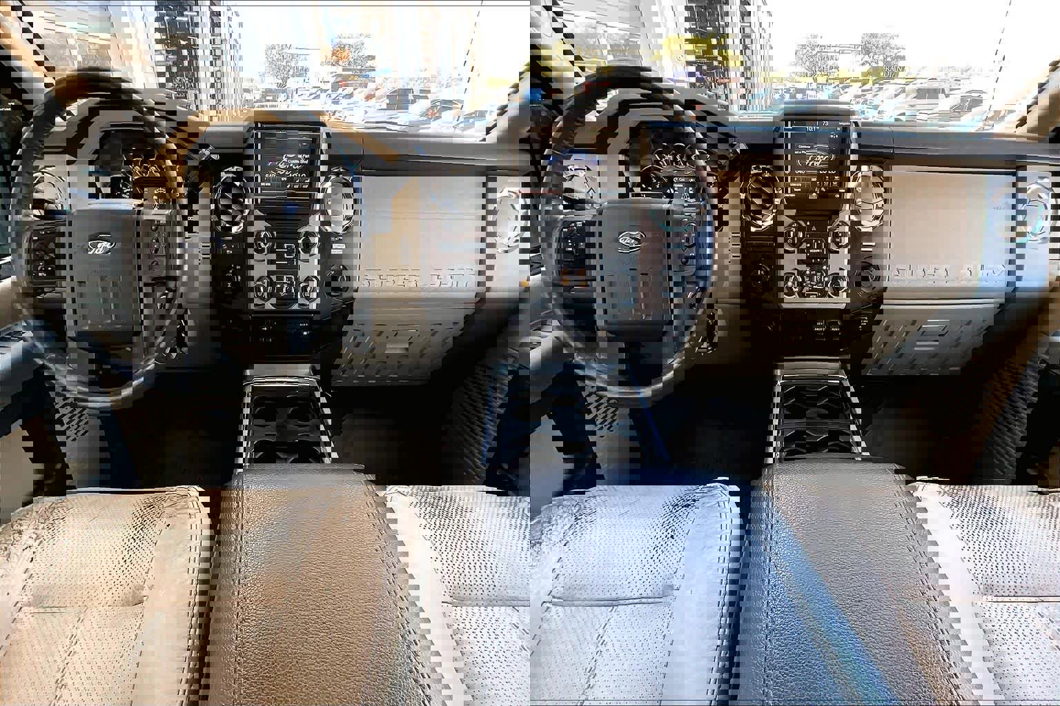 Used 2015 Ford F250 Lariat w/ Lariat Ultimate Package image 16