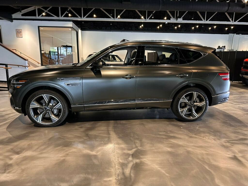Used 2025 Genesis GV80 2.5T Prestige AWD/4WD image 2
