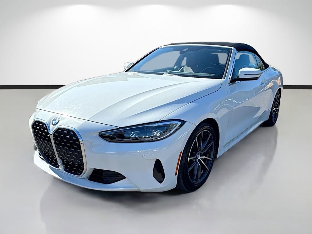 Used 2024 BMW 430i Convertible image 3