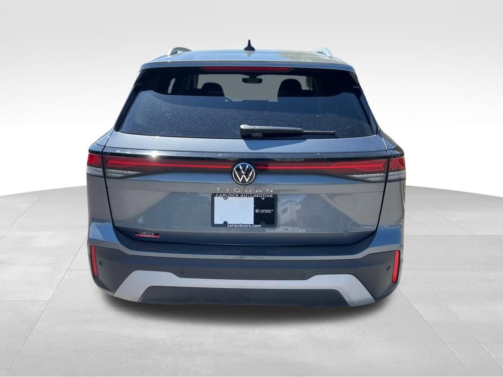 Used 2025 Volkswagen Tiguan S FWD image 6