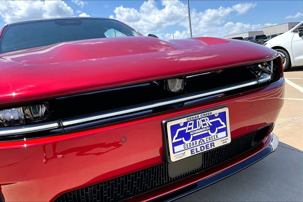 Used 2024 Dodge Charger Daytona R/T w/ Plus Group AWD/4WD image 30