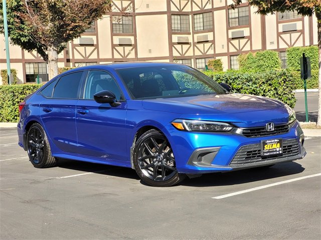 Used 2023 Honda Civic Sport image 2