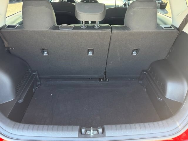 Used 2024 Kia Soul LX w/ Option Group 015 FWD image 16