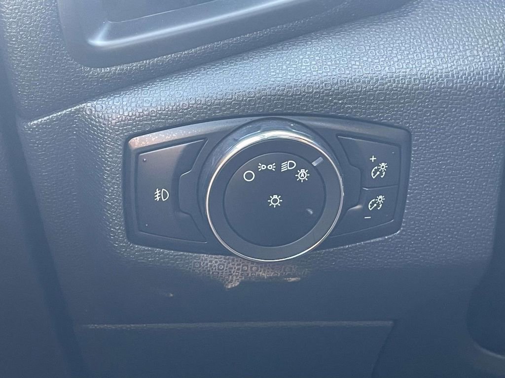Used 2019 Ford EcoSport SE image 26