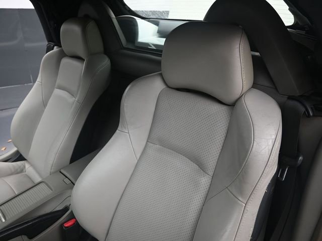 Used 2006 Nissan 350Z Touring image 13