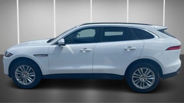 Used 2018 Jaguar F-PACE Prestige AWD/4WD image 12