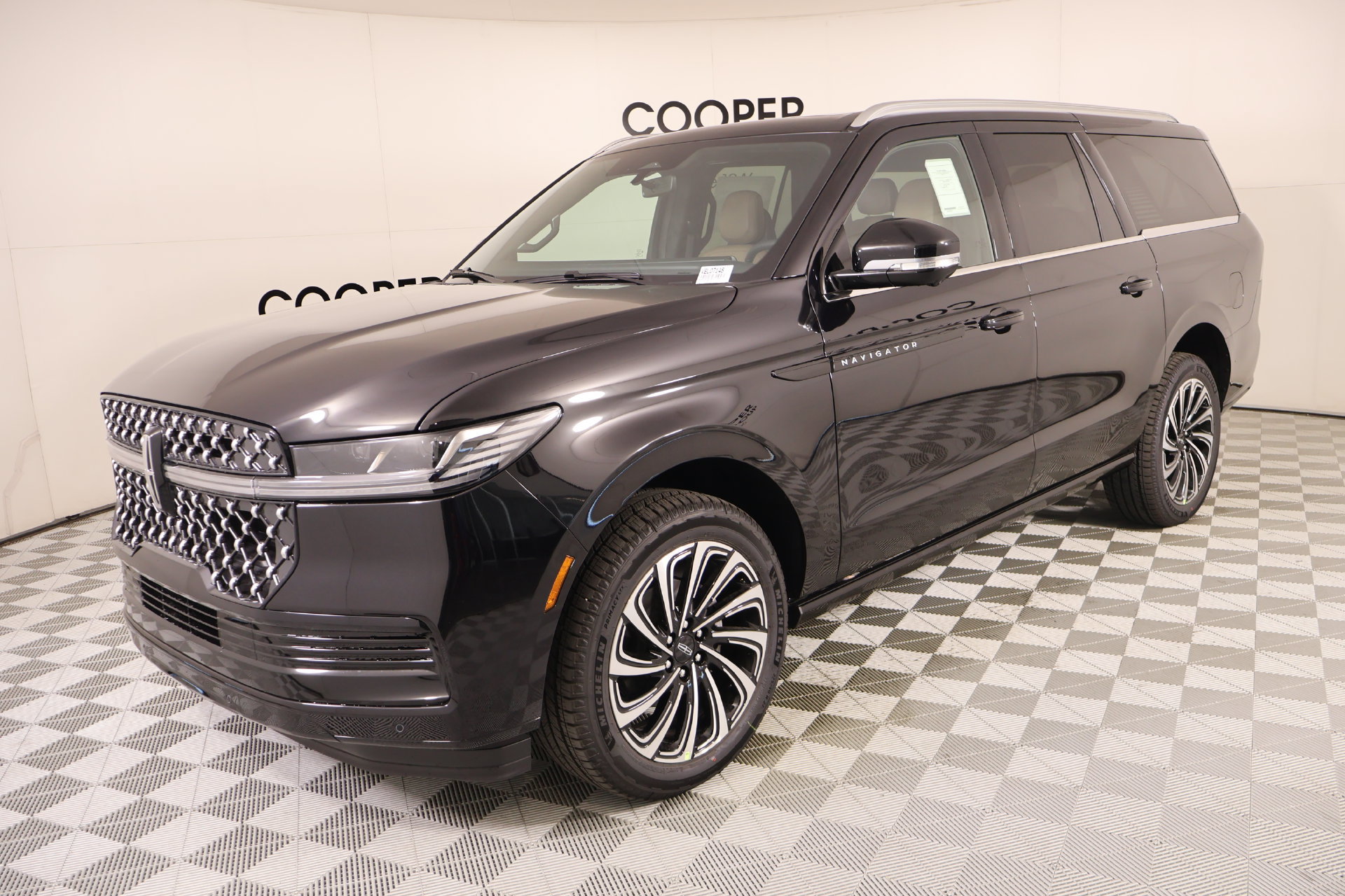 New 2027 Lincoln Navigator L Black Label AWD/4WD image 10