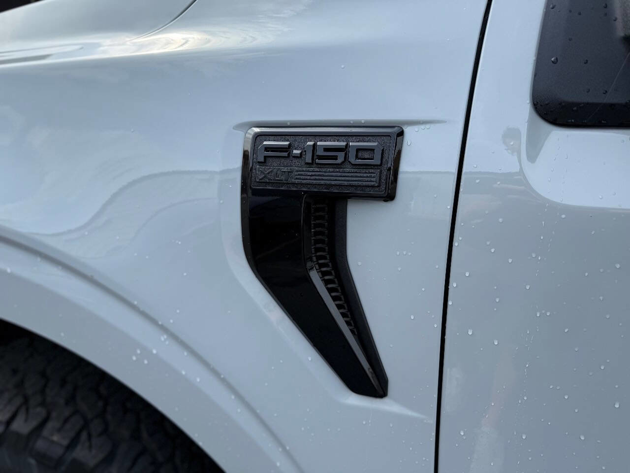 Used 2024 Ford F150 XLT w/ Equipment Group 302A MID image 10