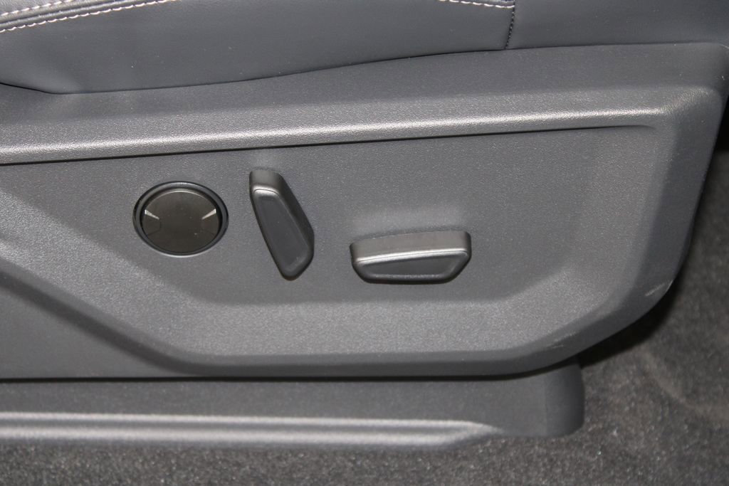 New 2026 Ford Expedition Platinum image 27