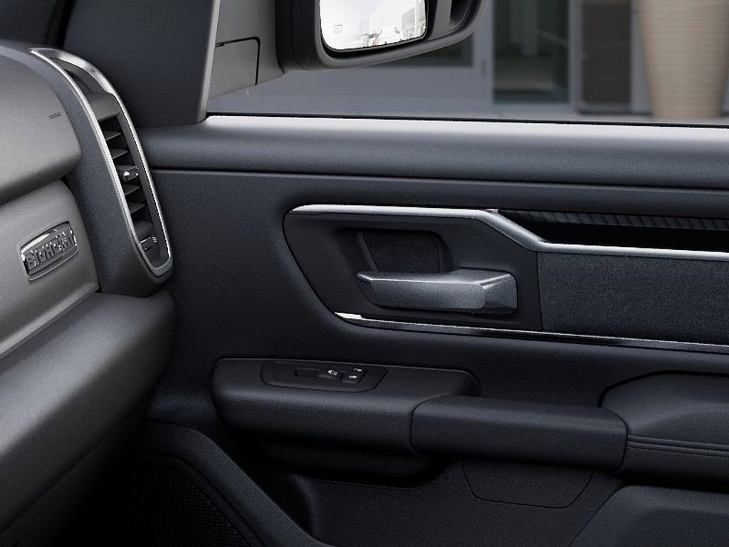 New 2026 RAM 1500 4x4 Crew Cab image 25