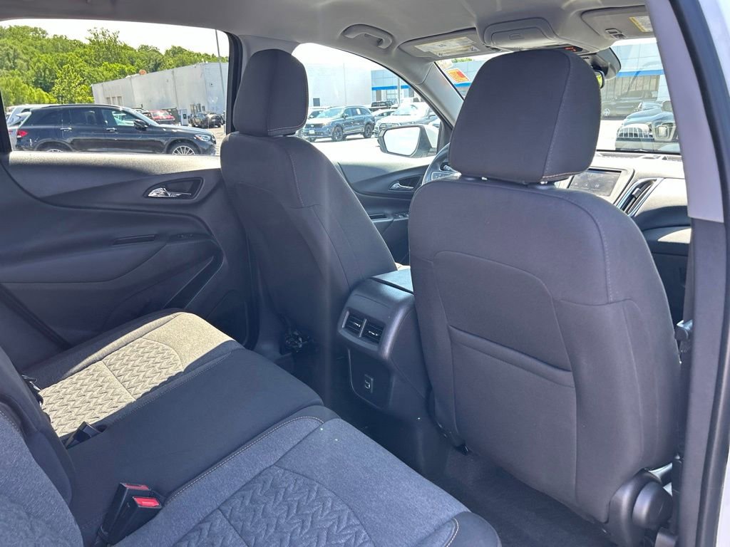 Used 2023 Chevrolet Equinox LT w/ LPO, Floor Liner Package AWD/4WD image 41