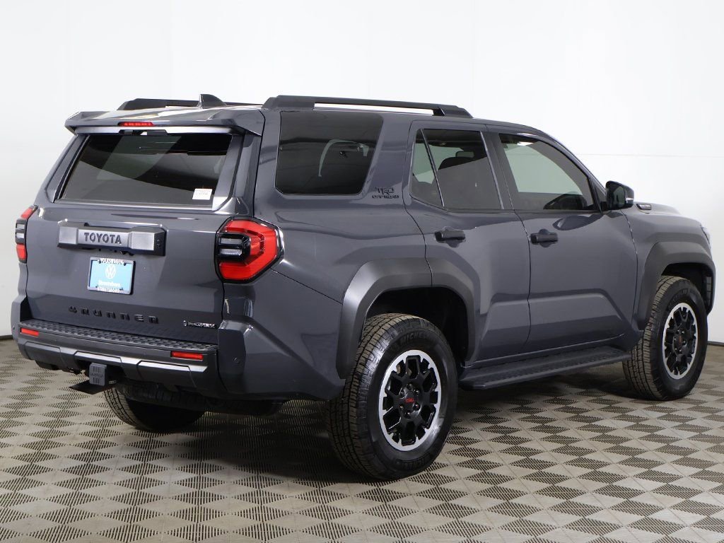 Used 2025 Toyota 4Runner TRD Off-Road AWD/4WD image 10
