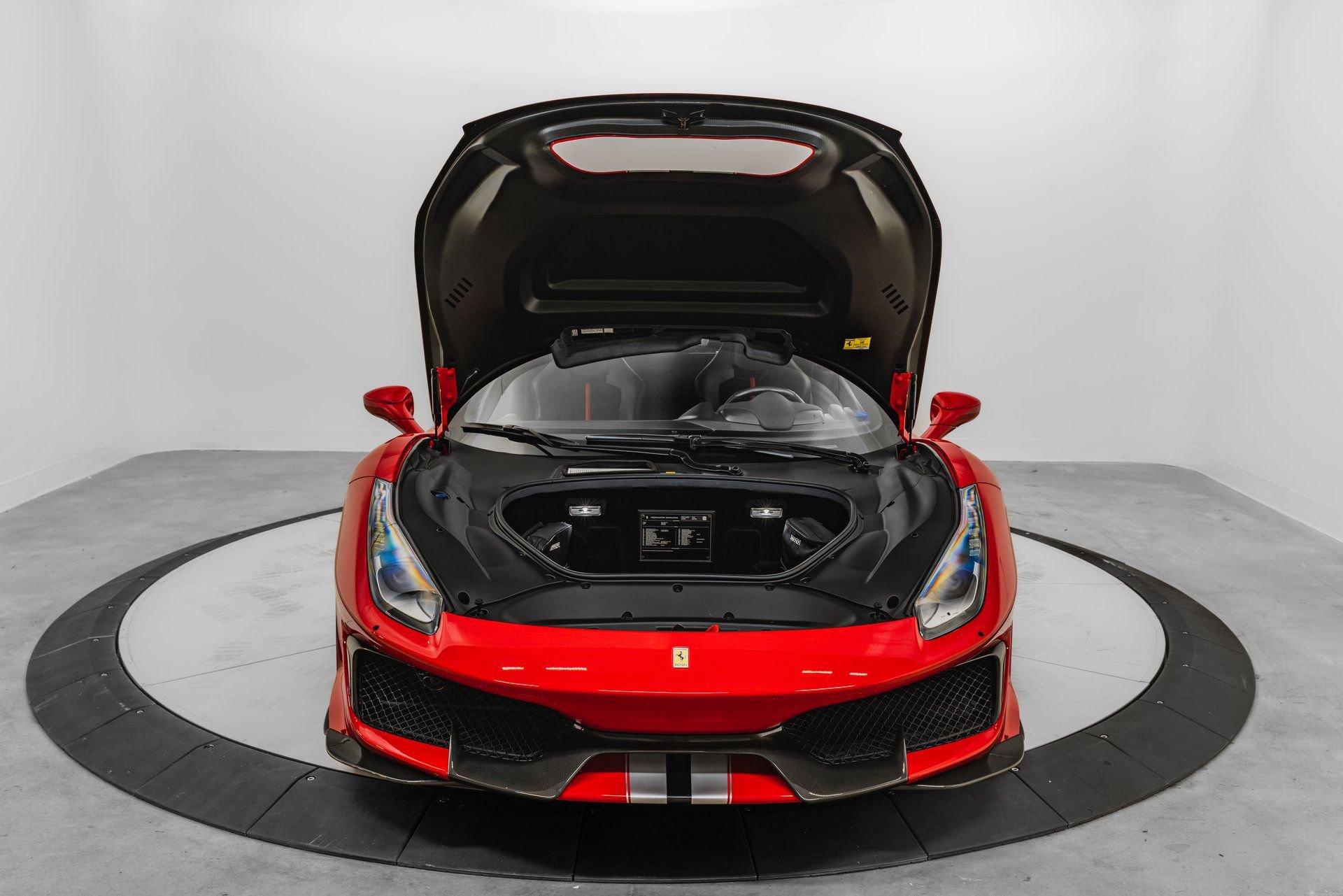 Certified 2020 Ferrari 488 Pista Coupe RWD image 19