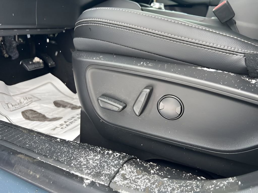 New 2026 Ford Escape Base w/ PHEV Premium Package image 26