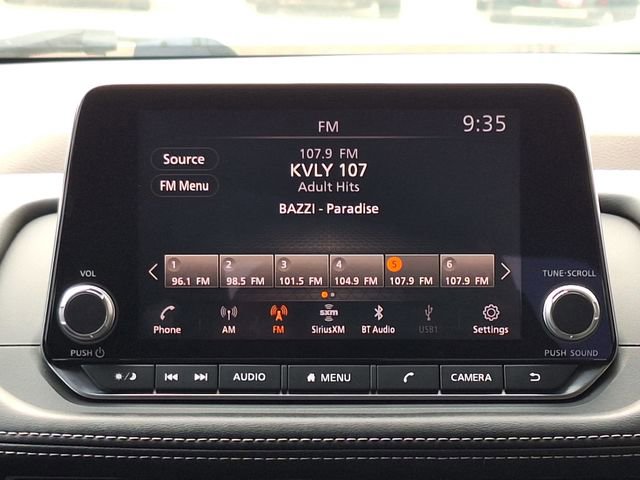 Certified 2021 Nissan Rogue SV w/ Premium Package FWD image 20