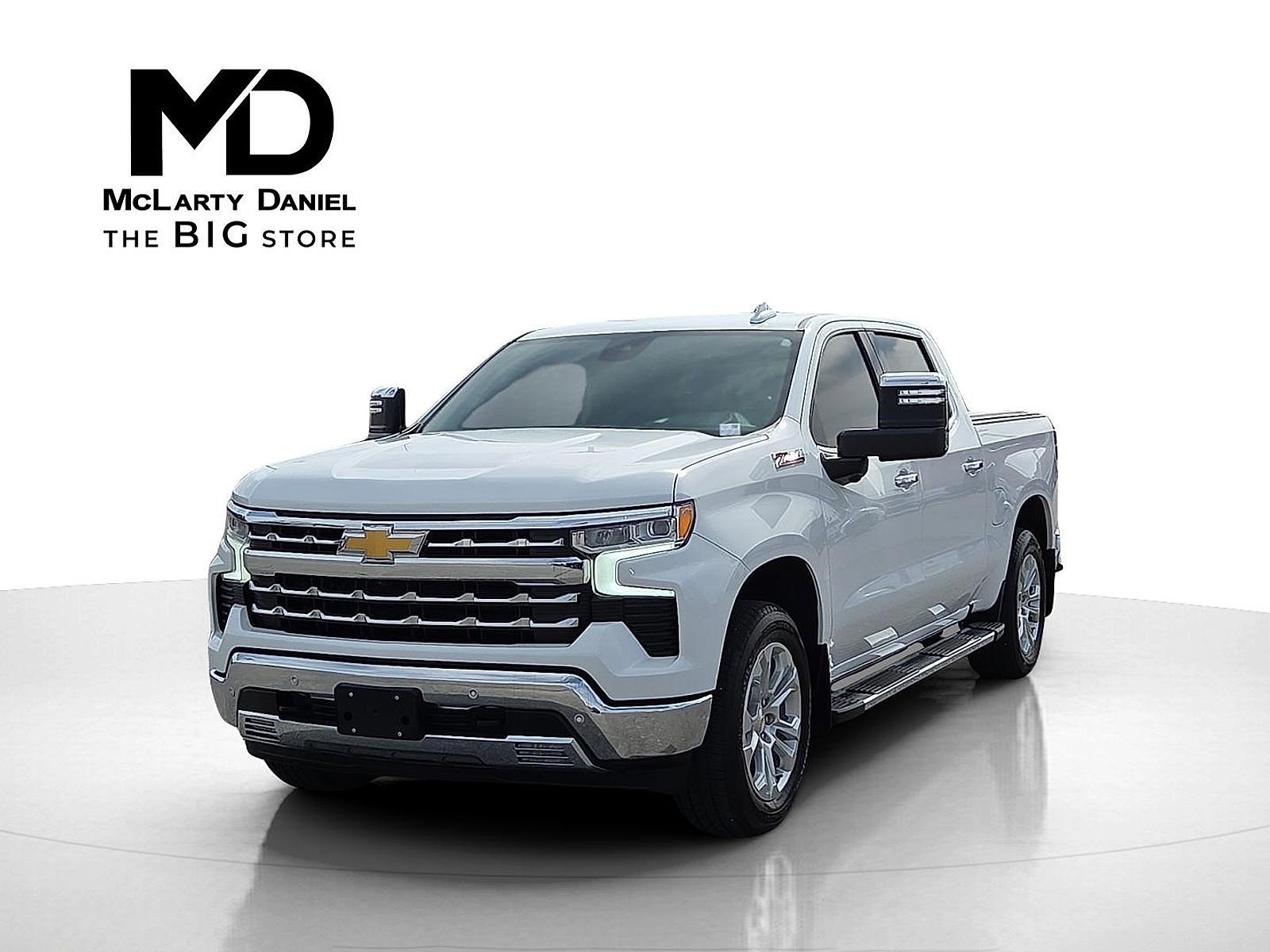 Used 2024 Chevrolet Silverado 1500 LTZ image 2