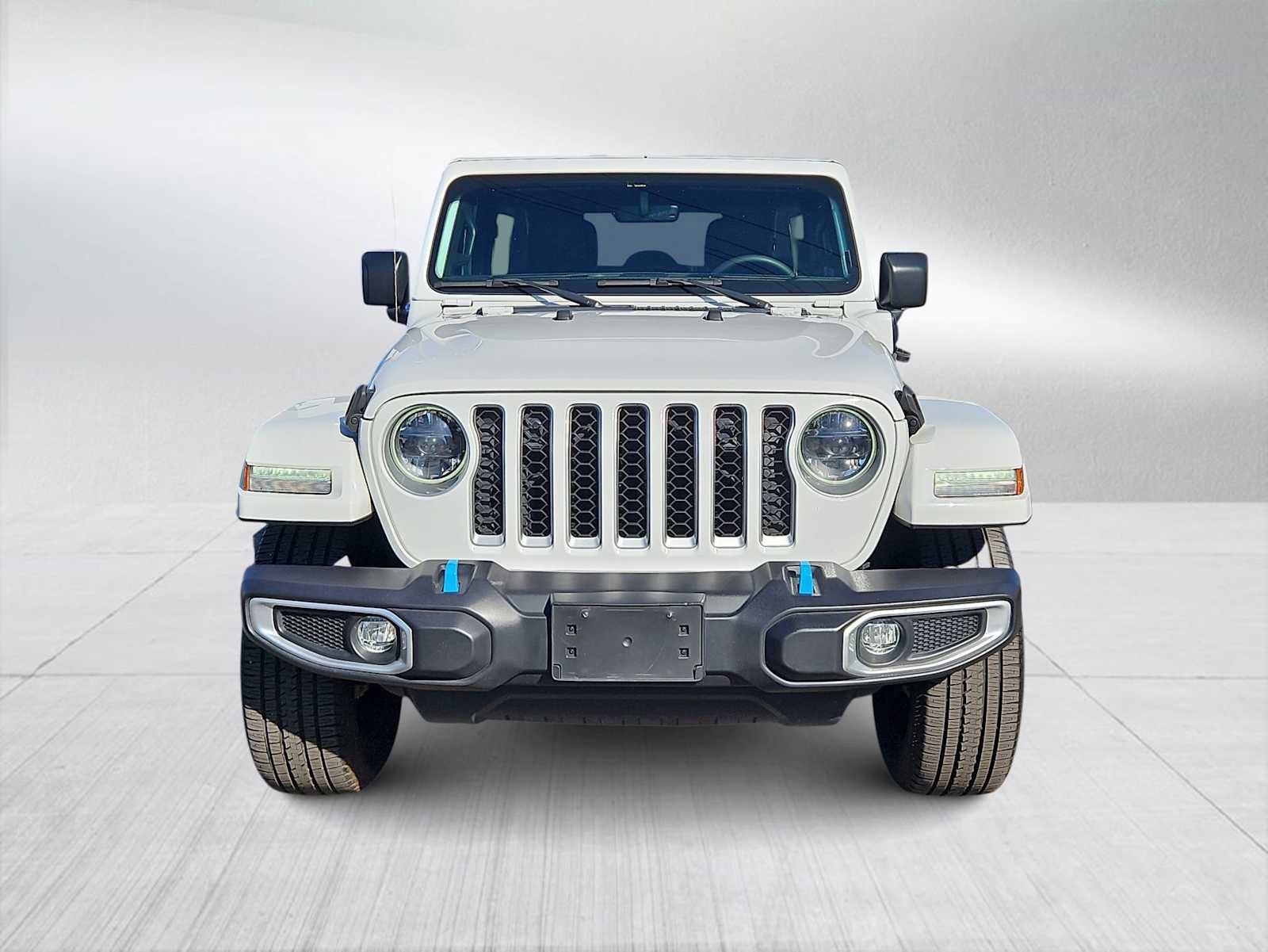 Used 2023 Jeep Wrangler Sahara image 3