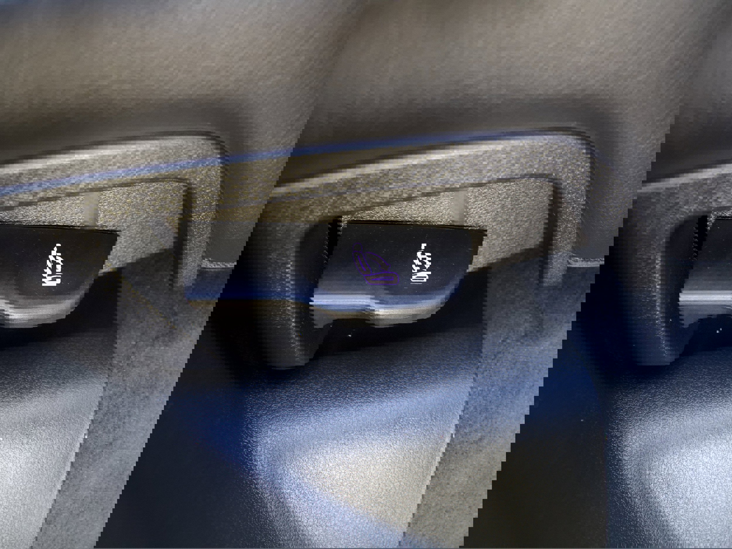 Used 2016 Audi Q5 2.0T Premium Plus w/ Technology Package image 36