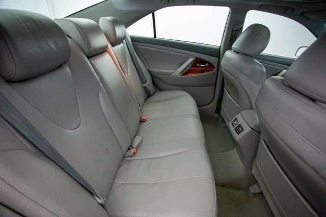 Used 2011 Toyota Camry XLE w/ XLE Extra-Value Pkg #2 image 26