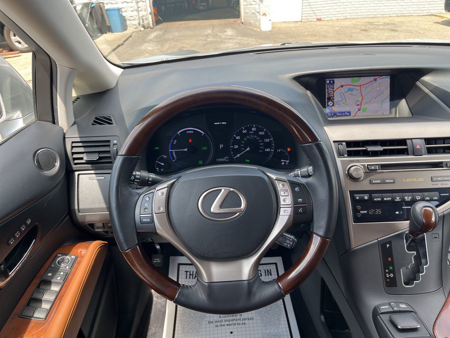 Used 2014 Lexus RX 450h AWD image 16