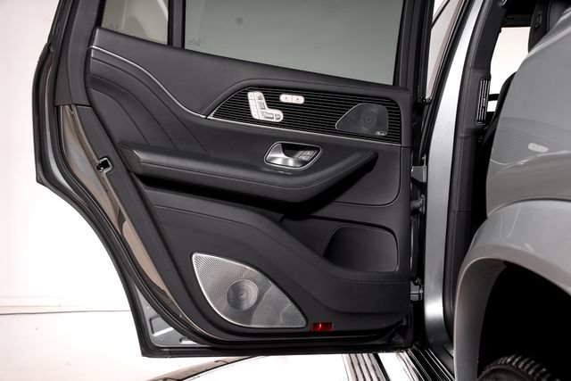 Used 2021 Mercedes-Benz Maybach GLS 600 4MATIC image 64