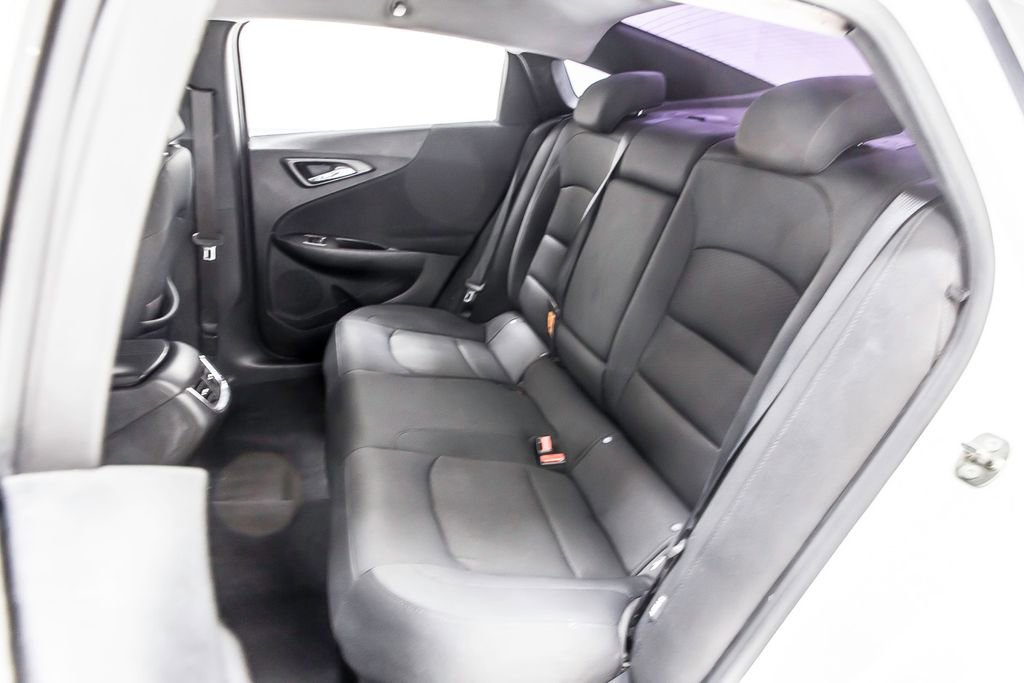 Used 2016 Chevrolet Malibu LT image 26