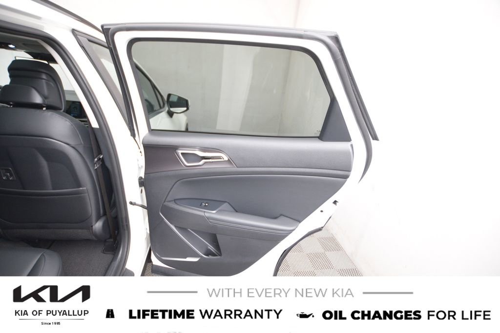New 2026 Kia Sportage EX image 13