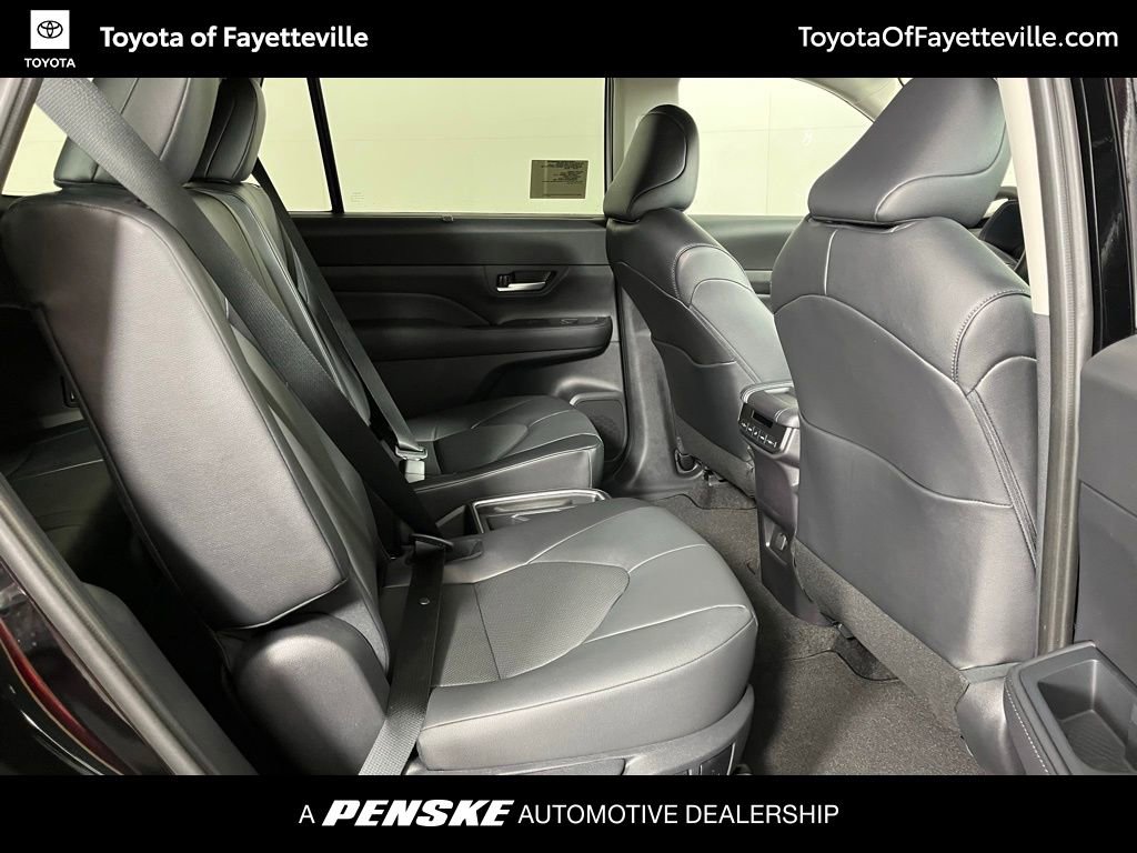New 2026 Toyota Grand Highlander XLE image 12
