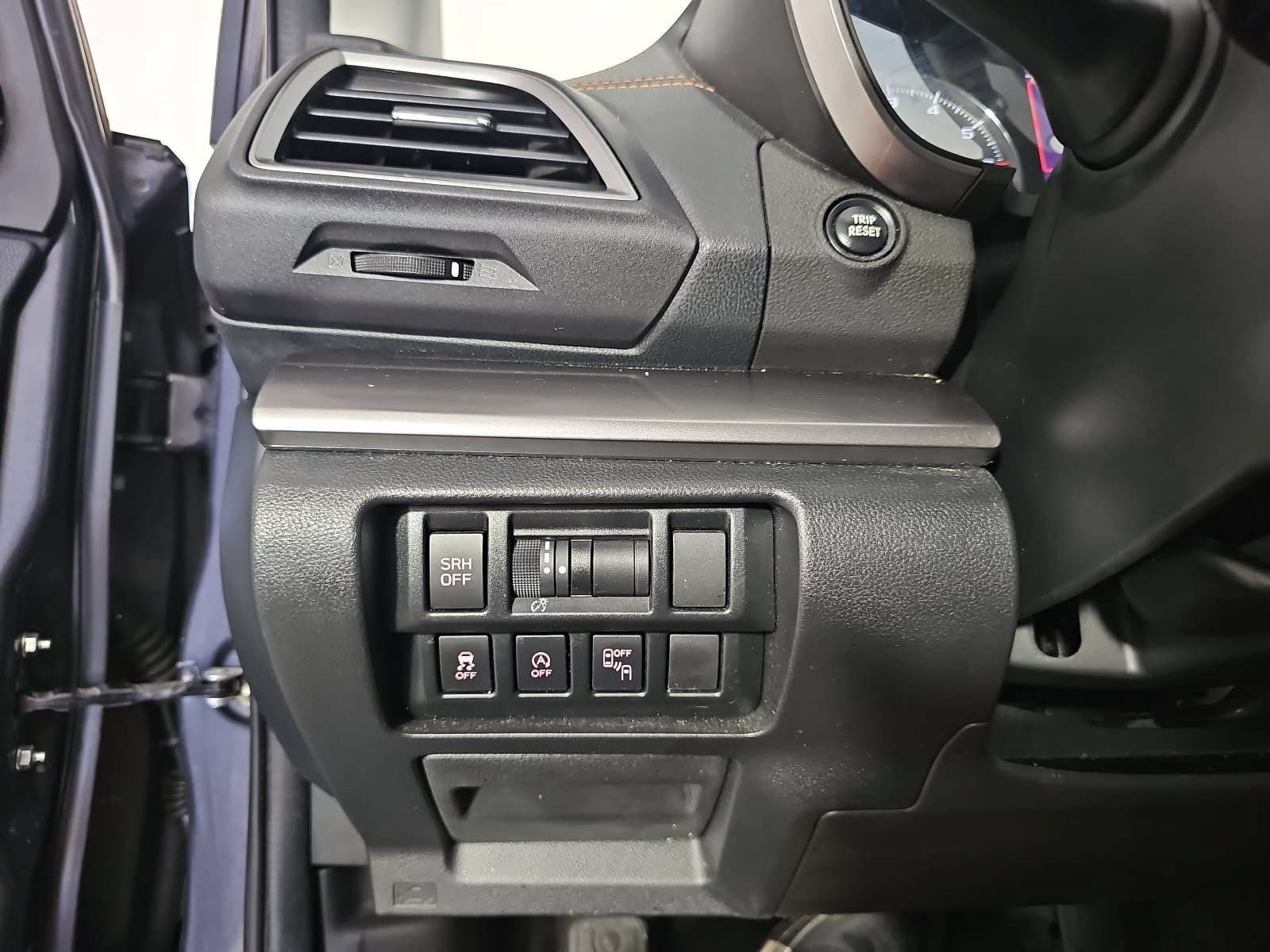 Used 2023 Subaru Crosstrek 2.5i Limited AWD/4WD image 25