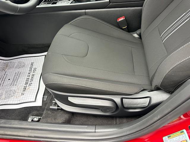 New 2026 Hyundai Elantra SEL Sport Premium image 9
