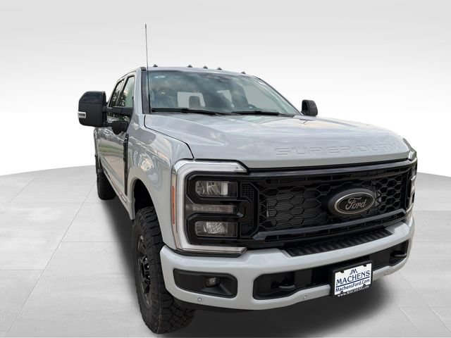 New 2026 Ford F350 Lariat w/ Tremor Off-Road Package AWD/4WD image 11