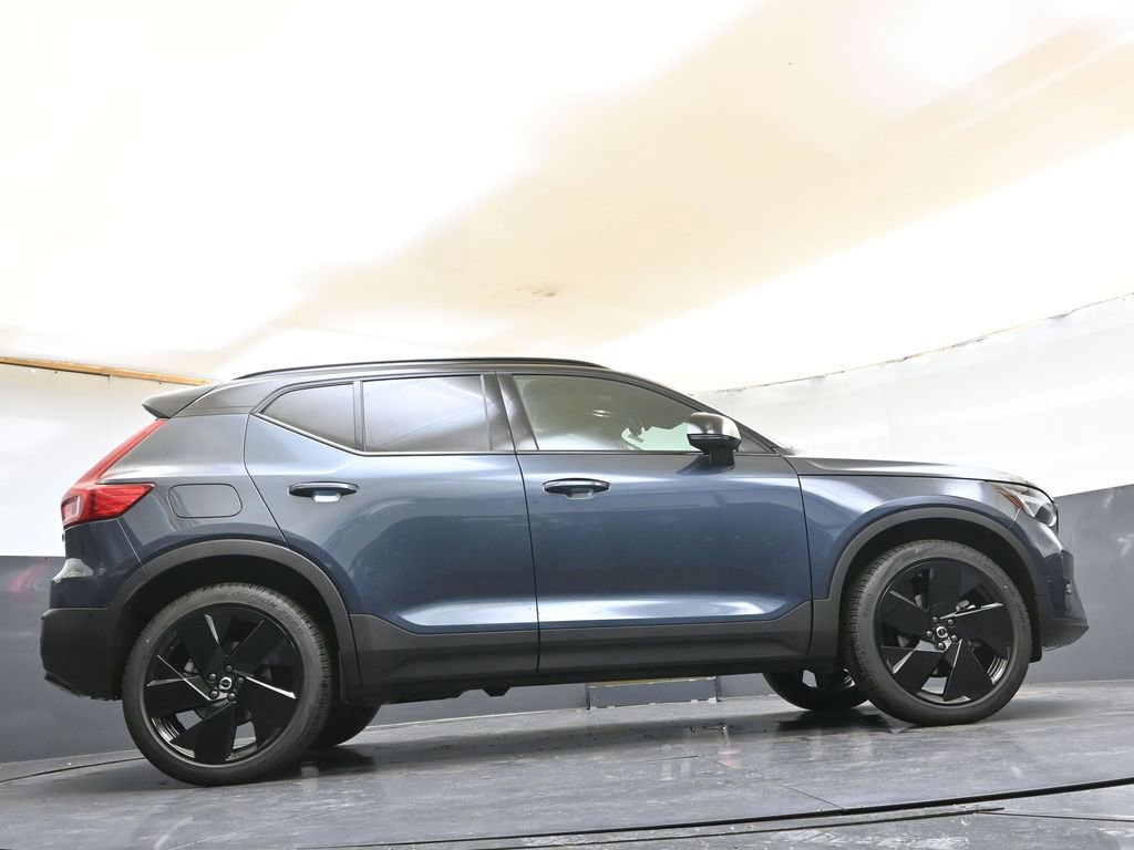 New 2026 Volvo XC40 B5 Ultra w/ Climate Package AWD/4WD image 39