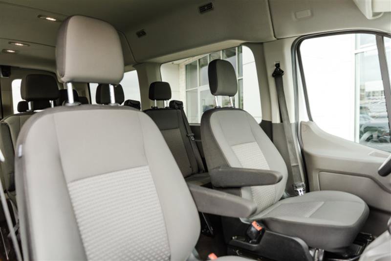 Used 2024 Ford Transit 350 XLT image 30