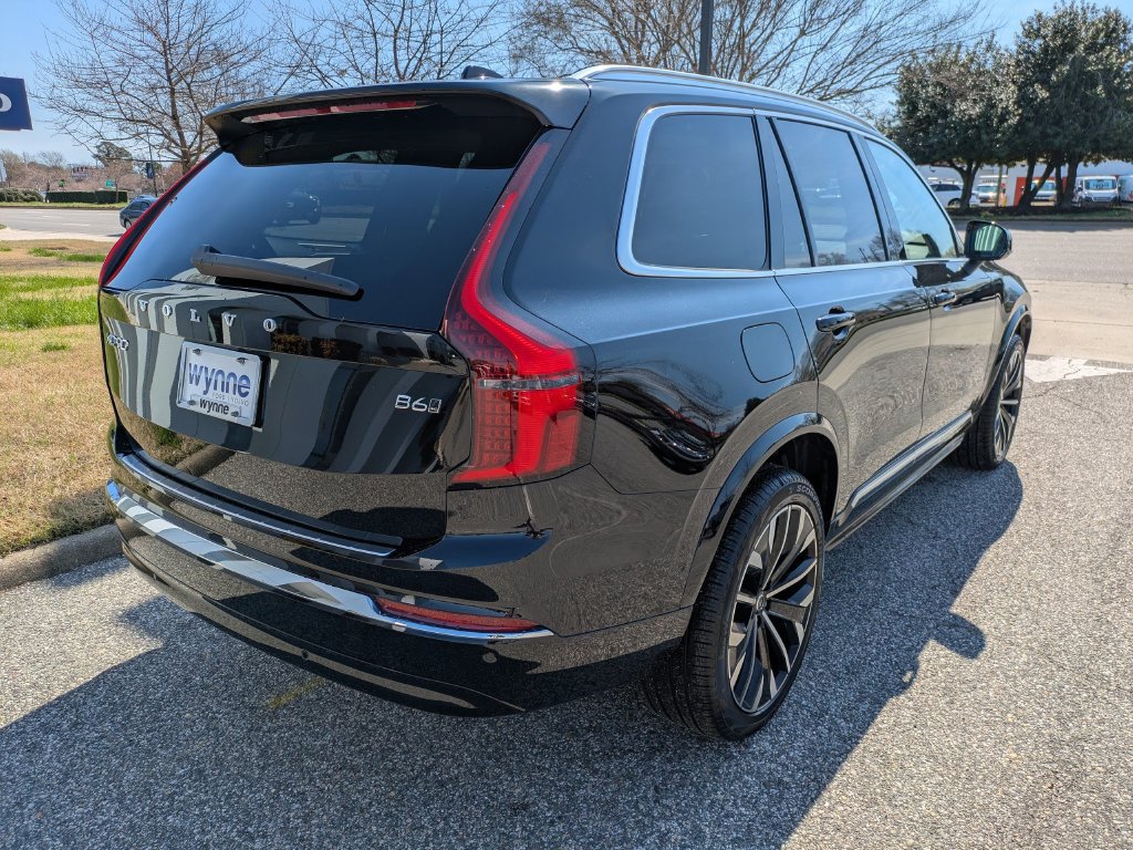 New 2026 Volvo XC90 B6 Plus w/ Protection Package Premier AWD/4WD image 4