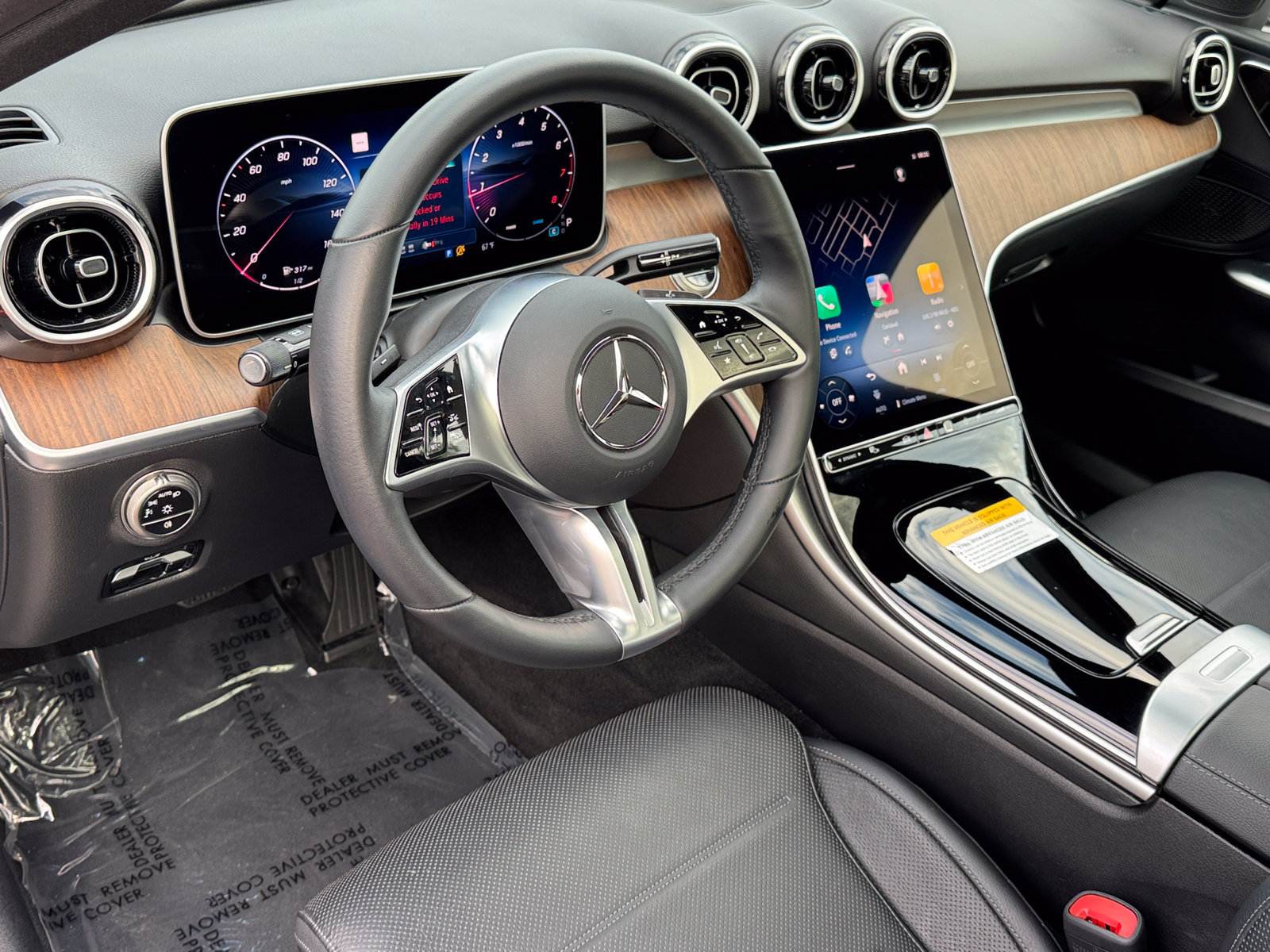 Used 2025 Mercedes-Benz C 300 Sedan image 18
