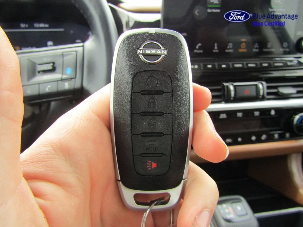 Used 2025 Nissan Pathfinder Platinum w/ Cargo Package AWD/4WD image 45