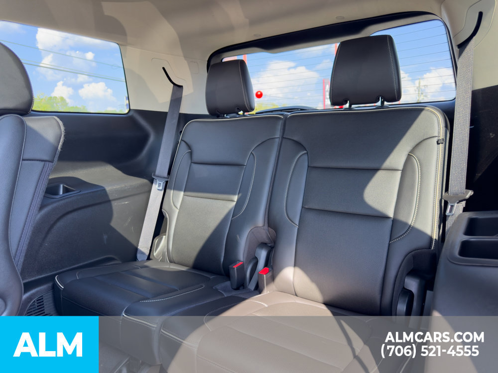 Used 2023 GMC Acadia Denali w/ Black Diamond Edition FWD image 14