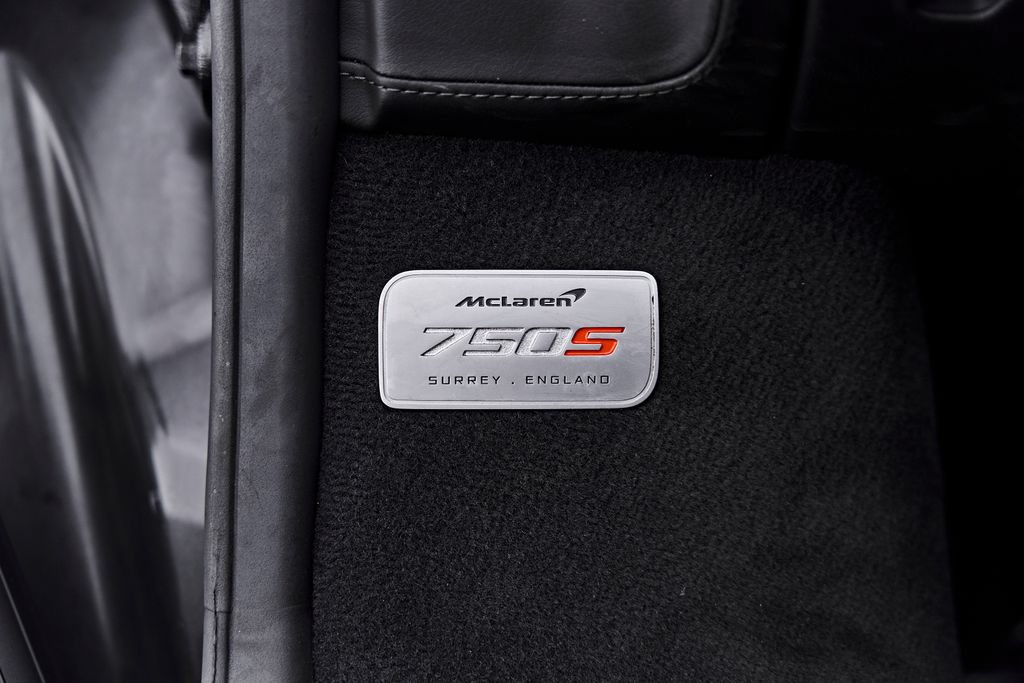 Used 2025 McLaren 750S Spider RWD image 52
