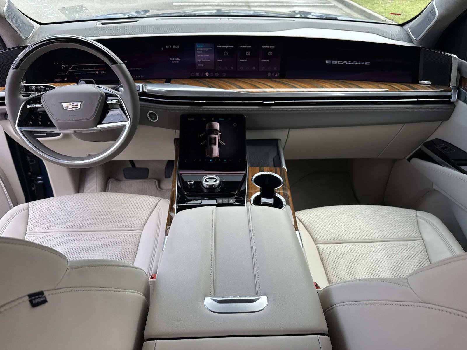Used 2025 Cadillac Escalade Sport Platinum AWD/4WD image 20