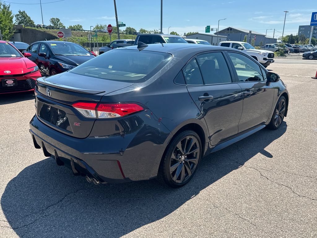 Used 2023 Toyota Corolla SE w/ SE Premium Package FWD image 7