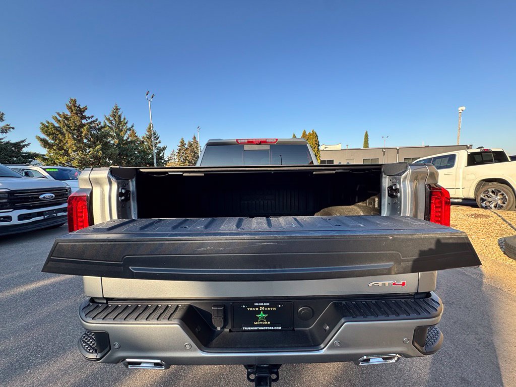 Used 2026 GMC Sierra 1500 AT4 w/ AT4 Premium Package AWD/4WD image 12