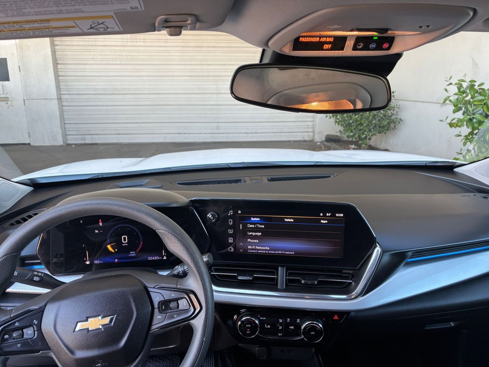 Used 2025 Chevrolet Trax LT image 34