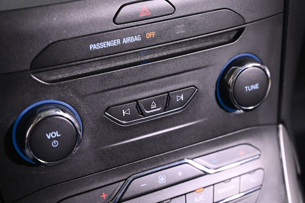 Used 2015 Ford Edge SEL w/ Equipment Group 201A image 18