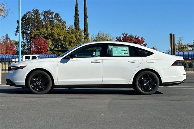 New 2025 Honda Accord SE image 7