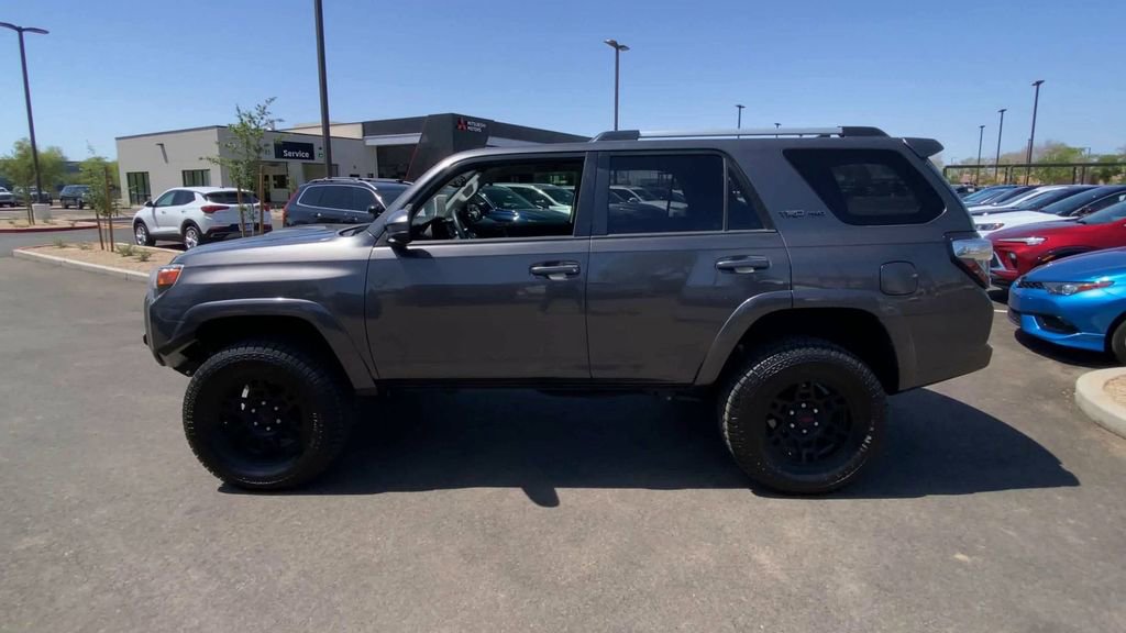 Used 2016 Toyota 4Runner TRD Pro AWD/4WD image 5