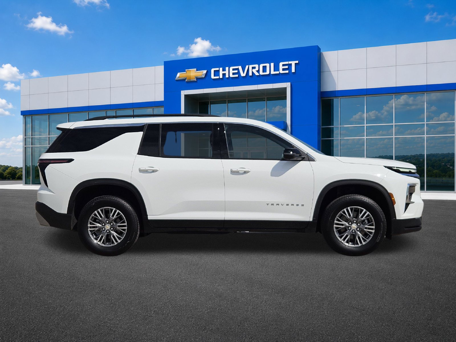 Certified 2026 Chevrolet Traverse LT w/ Driver Confidence Package FWD image 7